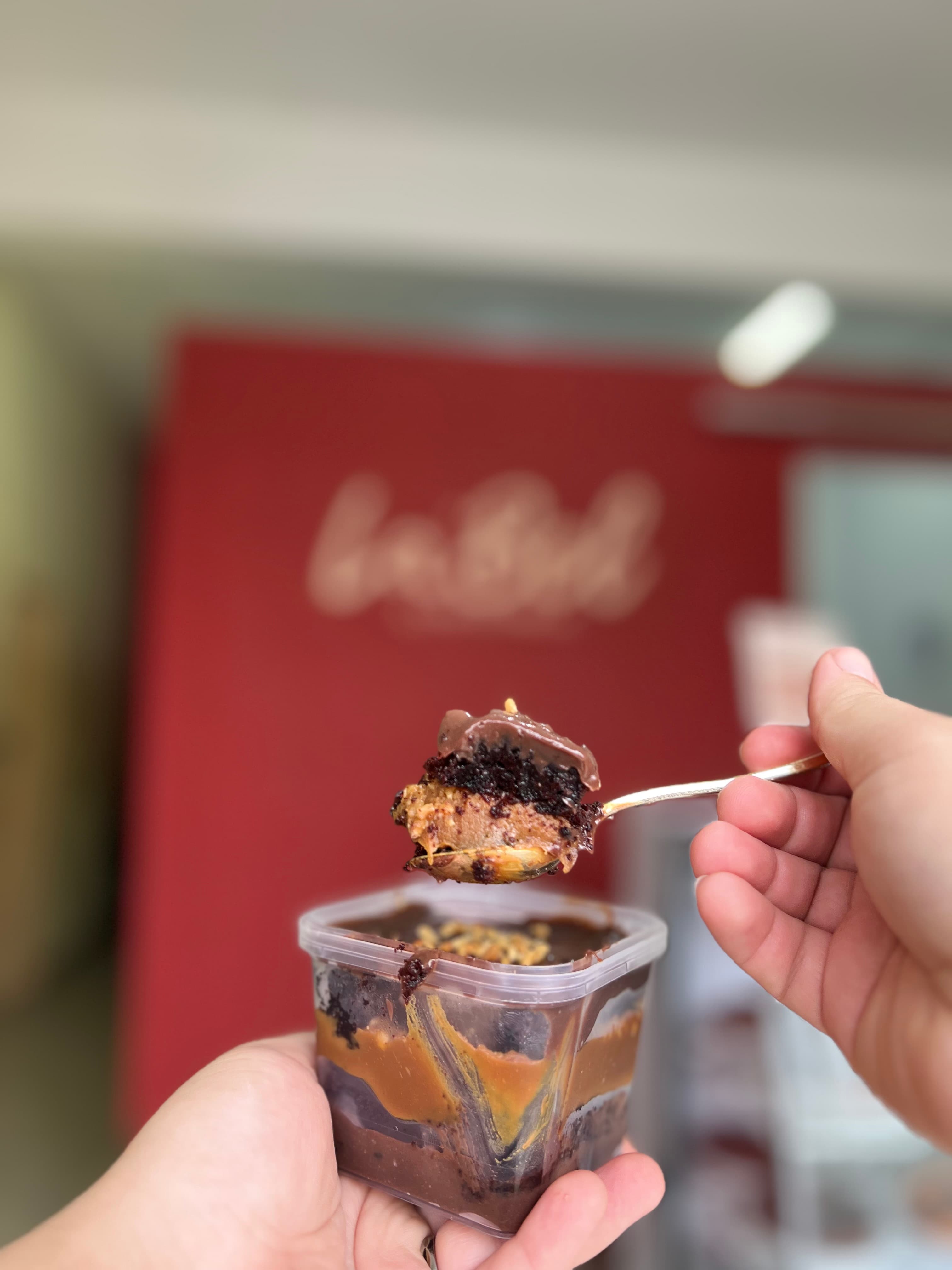 Bolo de pote - Snickers